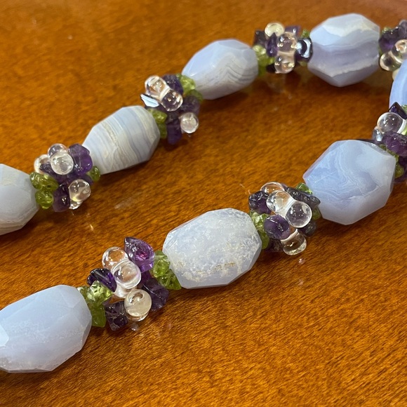 Ross Simons Blue/Purple Agate Quartz Necklace Choker - Picture 9 of 16